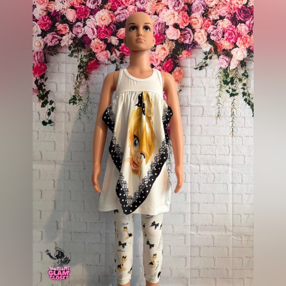 Kids monnalisa designer, Italian White and Black Cartoon top with Leggings set✨🎀